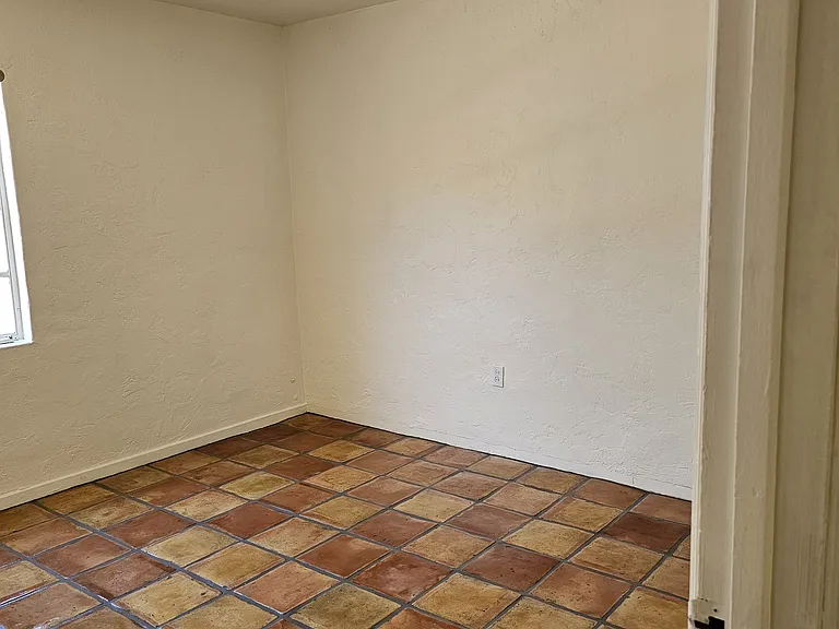 318 N Fremont Ave #2 — Photo 10