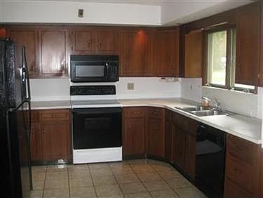 3rd image of 6464 Linda Dr