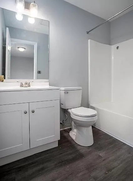 2924 Blairdon Cir — Photo 2