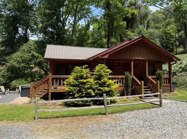 165 Corbin Hill Rd, Ellijay, GA 30540