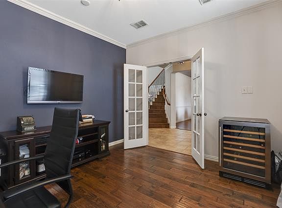 5th image of 3437 Courtney Dr