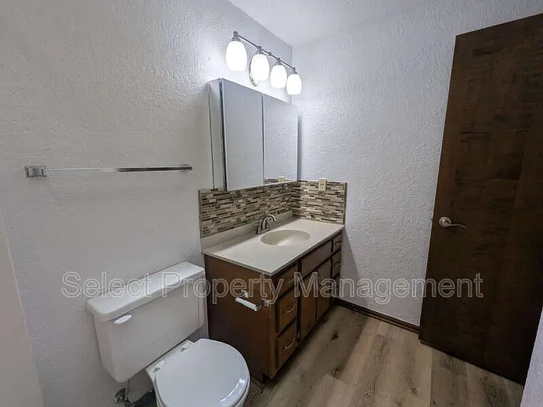 4619 Arlington Pkwy S — Photo 23