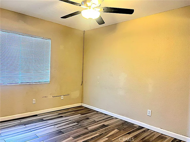 43401 Alep St — Photo 28