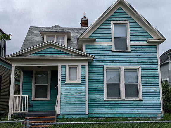 2nd image of 2304 W Broadway Ave