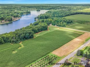 7199 Lincoln Lake Rd NE, Belding, MI 48809