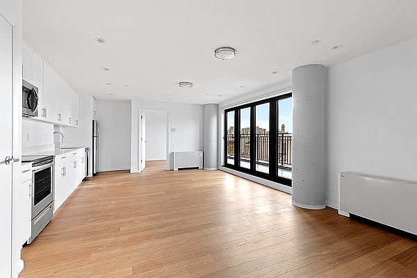 1st image of 402 E 118th St #6N