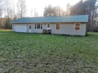 11634 Woodland Dr, Evart, MI 49631