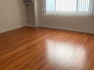11836 Darlington Ave #8, Los Angeles, CA 90049