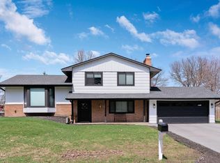 8608 36 1/2 Cir N, New Hope, MN 55427