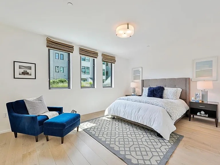 310 Carolina St #202 — Photo 7