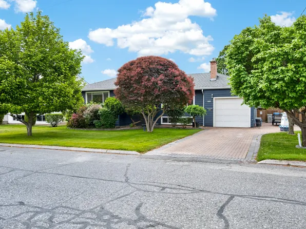 625 Brandon Ave, Kamloops, BC V2B 1N5