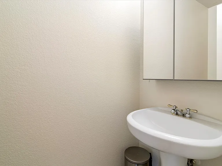 3501 Jackson Dr — Photo 15