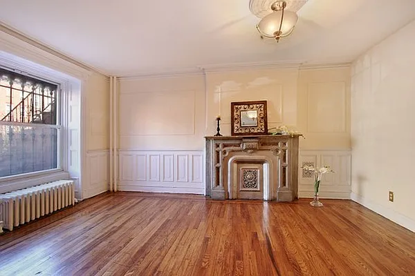 Rented by Book A Broker | media 13