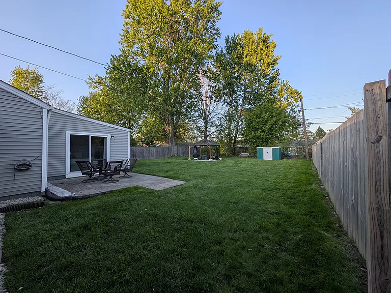 Forest Rd — Photo 18