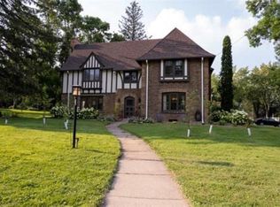 903 W 6th St, Marshfield, WI 54449