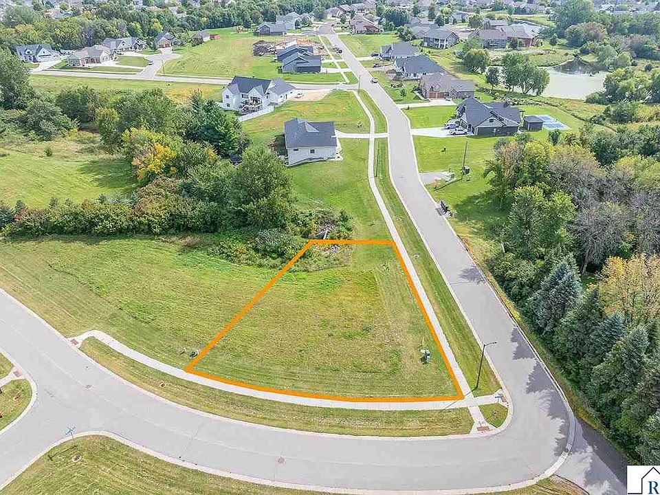 1st image of 101 Pine Creek Rd