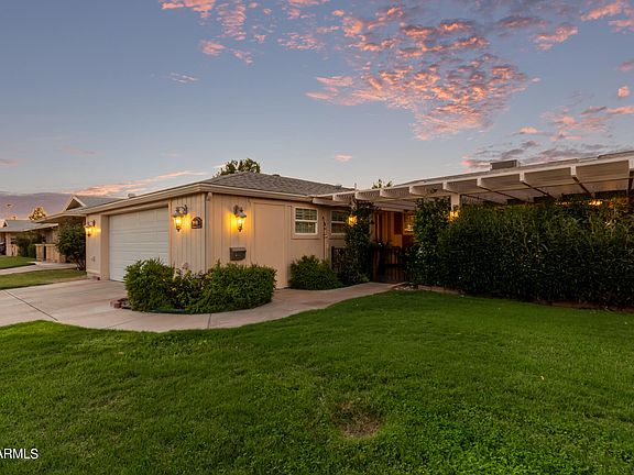2nd image of 10806 W CARON Drive