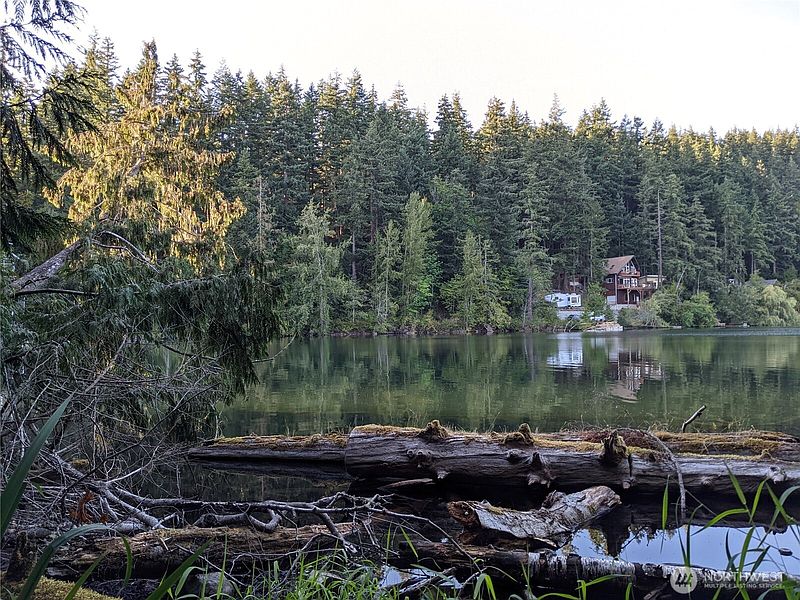 4th image of 1683 Pebble Beach Trail