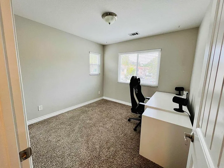 532 Dakota Way — Photo 24