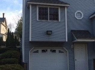 718 Broad St #1B, Meriden, CT 06450