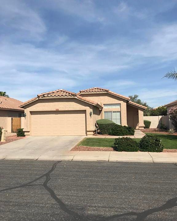1st image of 2371 S Comanche Dr