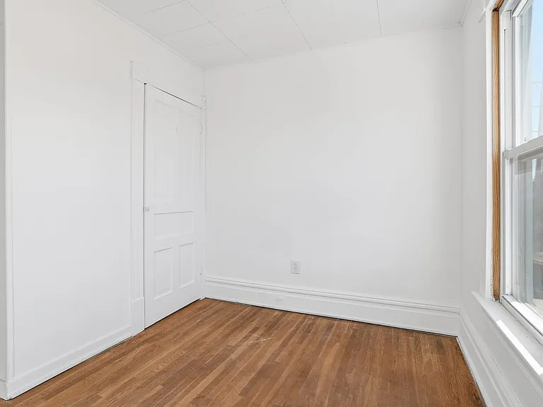346 E 12th Ave #1 — Photo 23