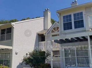 12 White Oak Ct, Howell, NJ 07731