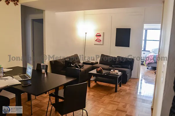 Rented by Metropolitan Property Group | media 1