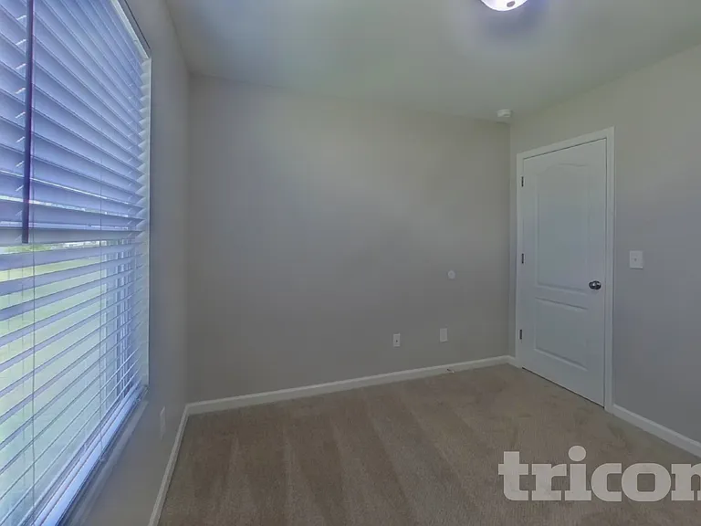 528 Gentle Breeze Ln — Photo 12