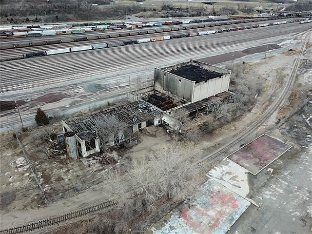 2nd image of 451 S 26th St