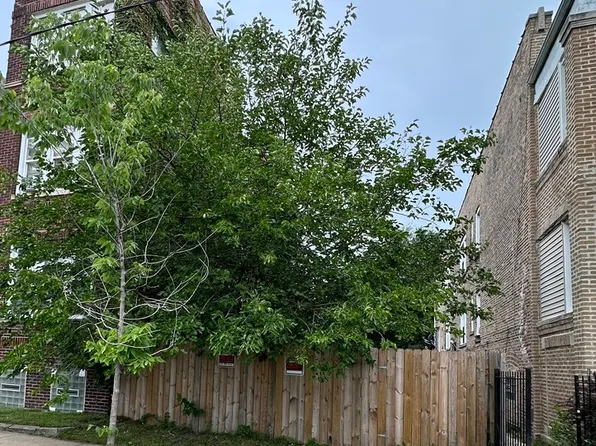 1338 S Kedvale Ave, Chicago, IL 60623