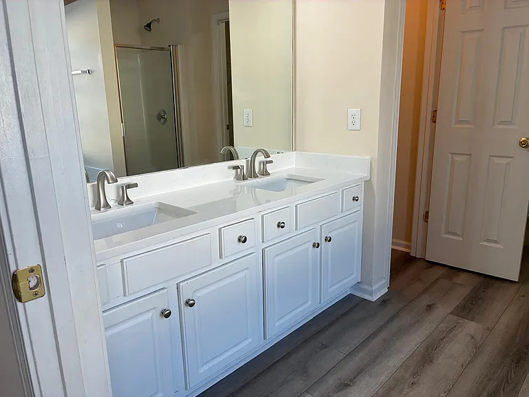10217 Kendra Ct — Photo 8