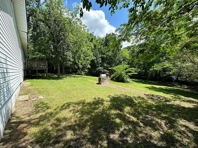312 Cooper St — Photo 17