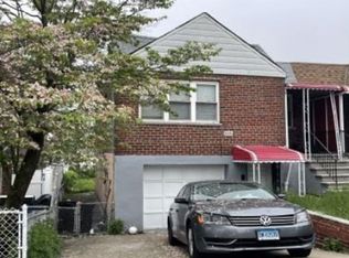 938 Huntington Ave, Bronx, NY 10465