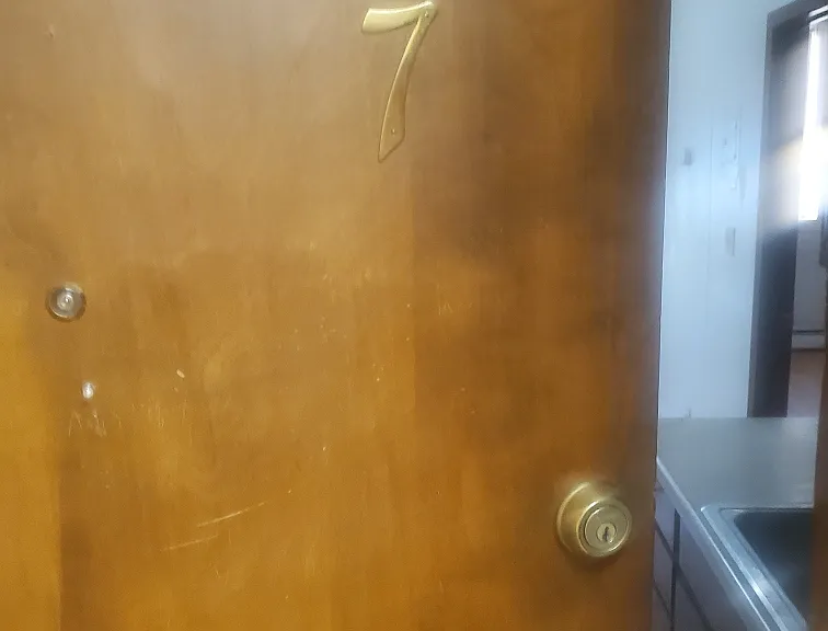 121 State St N #7 — Photo 6