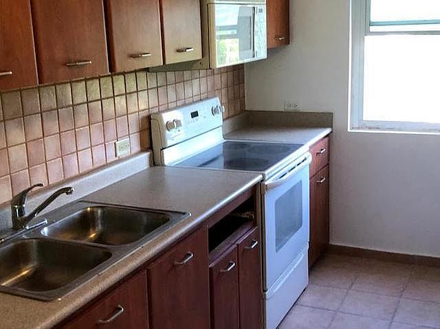 2nd image of 332 Beach Blvd #332