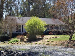 11300 Quarterhorse Ct, Charlotte, NC 28215