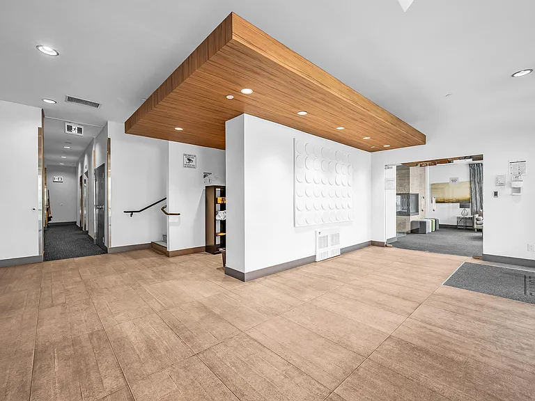 188 Agnes St #1103 — Photo 32