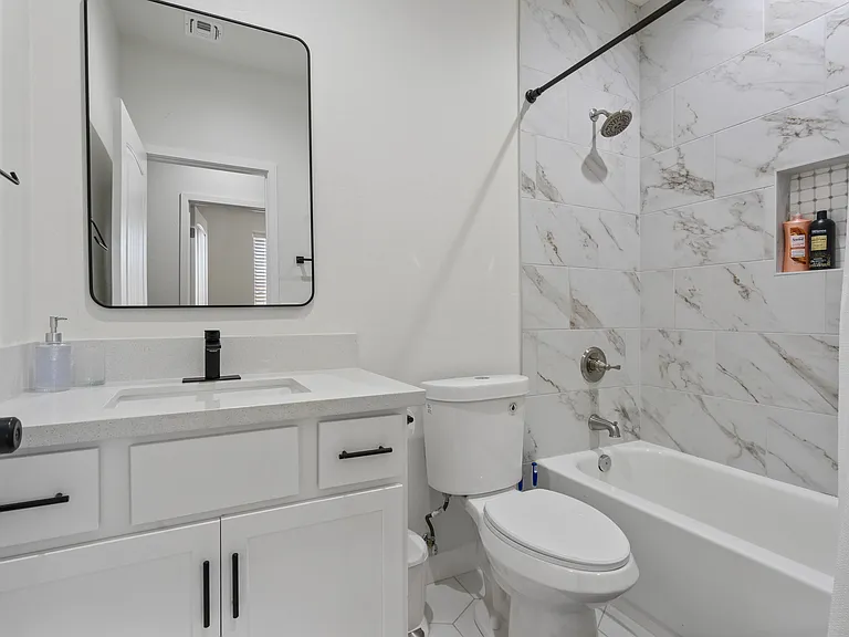 1222 E Yucca St — Photo 17