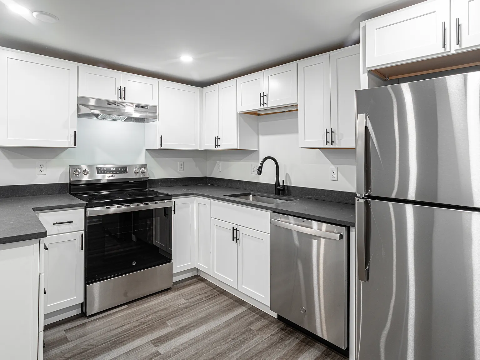 Madison Street Residences — Photo 2