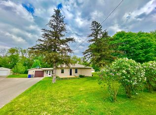 1789 Glynview Trl, Faribault, MN 55021