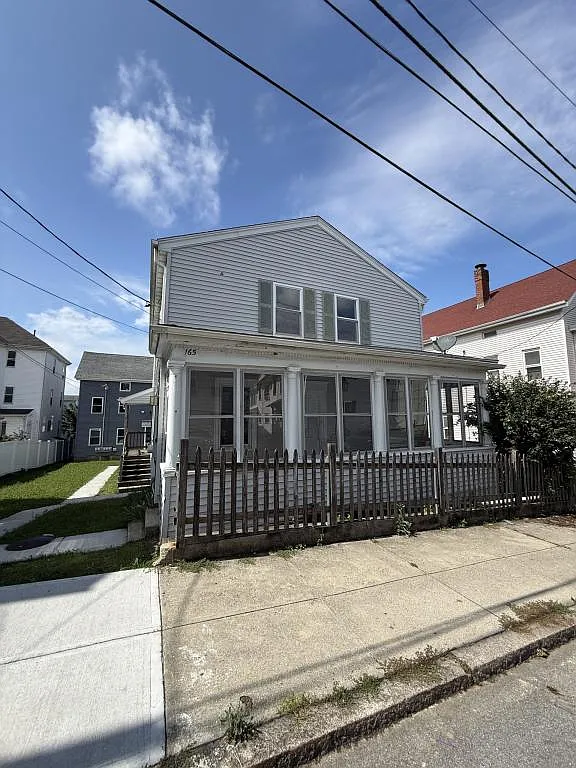 165 Grant St — Photo 1
