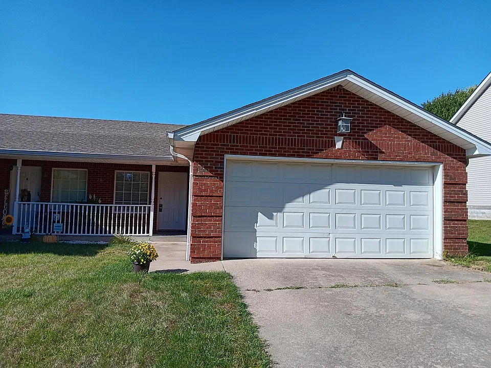 236 Oaklawn Dr