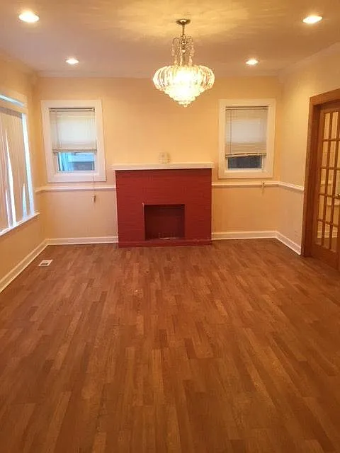 5 bed, 2.5 bath, 1150 sqft, $2,600 — Photo 3