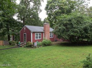 102 Sheephill Rd, Riverside, CT 06878