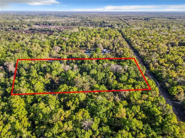 241 Indian Lakes Forest Rd #3, Florahome, FL 32140
