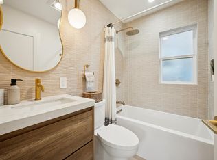 323 63rd St APT C, Oakland, CA 94618