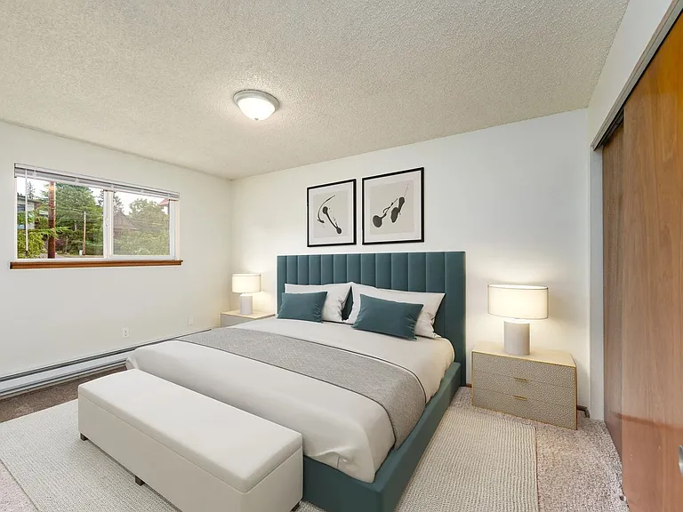 Island View Apartments — Photo 8
