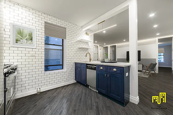 Rented by The Syper Group | media 2