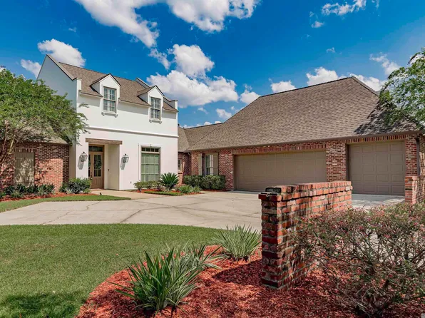 14628 Memorial Tower Dr, Baton Rouge, LA 70810